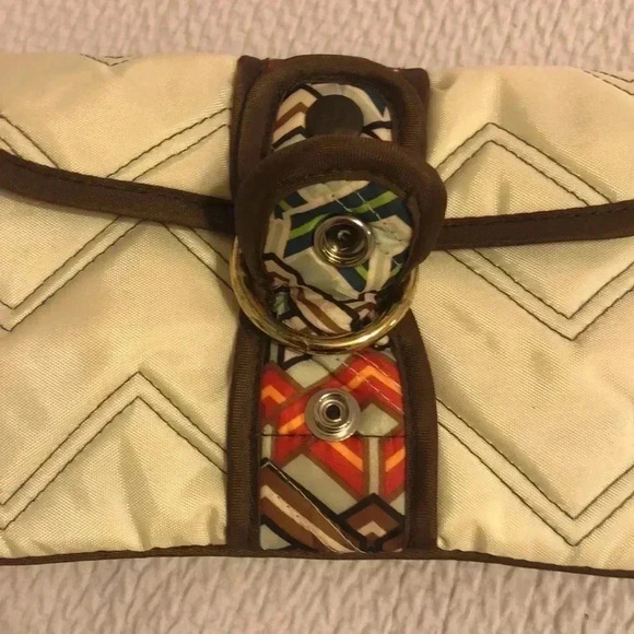 Cinda B clutch - Picture 5 of 11